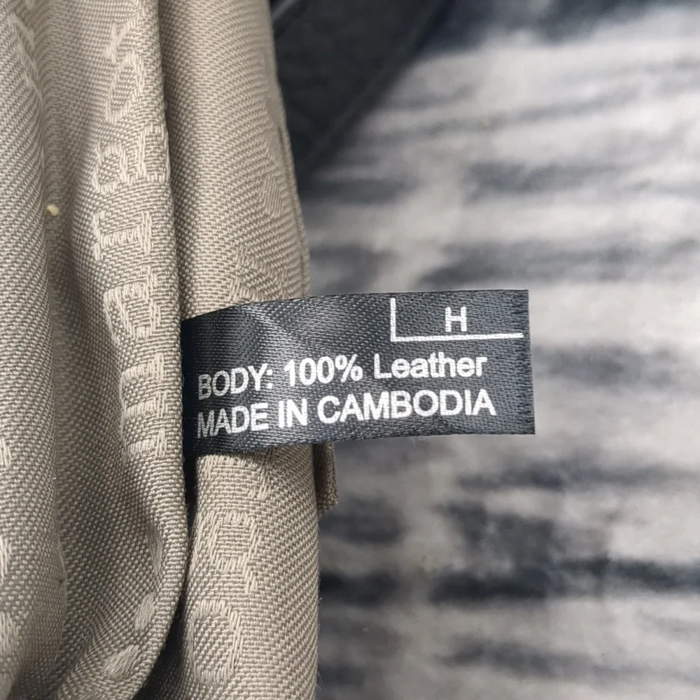 Margo Black Leather Crossbody Bag - Picture 9 of 10